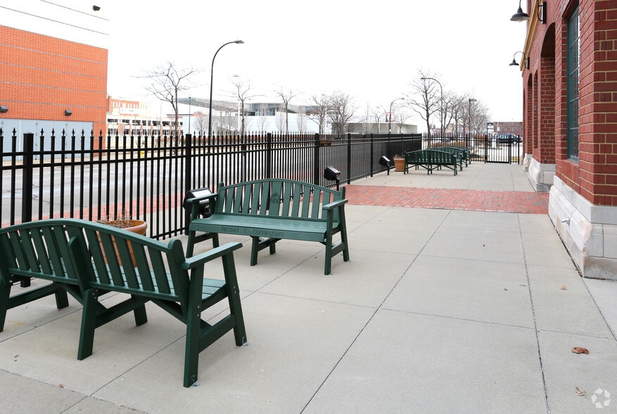 57 S Broadway St, Akron, OH for lease - Building Photo - Image 3 of 16