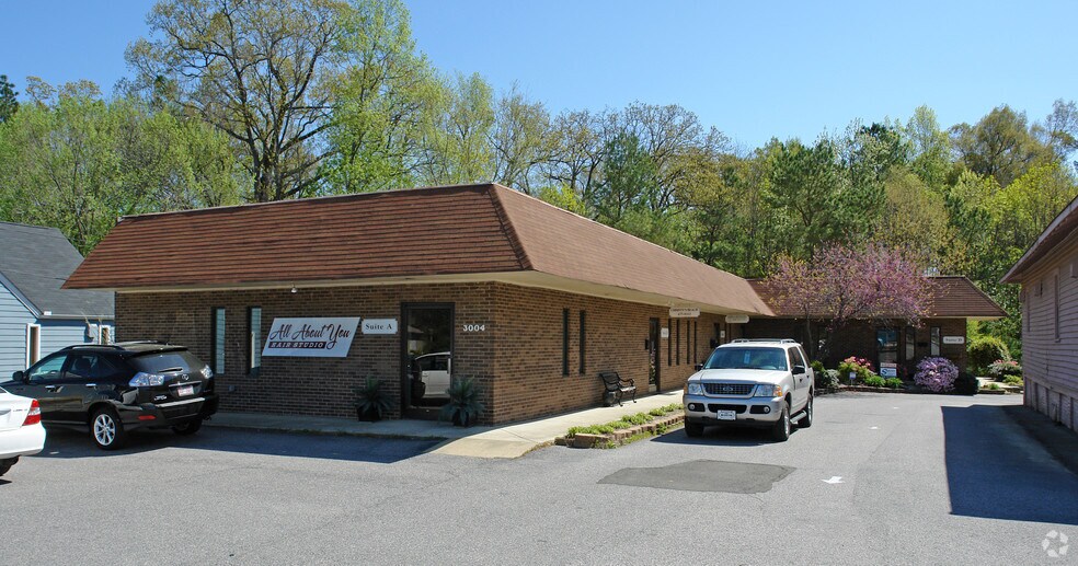 3004 Guess Rd, Durham, NC à louer - Photo principale - Image 1 de 6