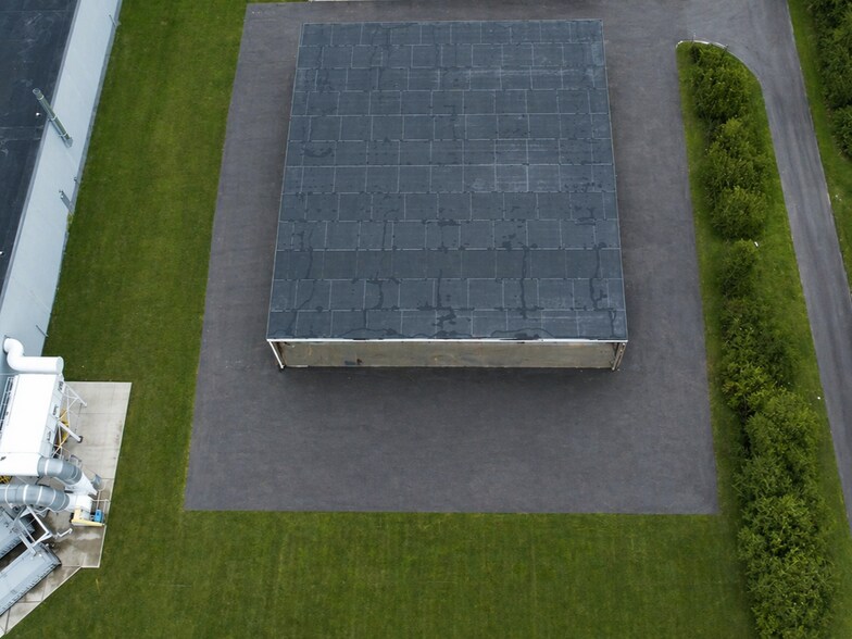 6415 Deere Rd, Syracuse, NY à louer - Photo du bâtiment - Image 2 de 6