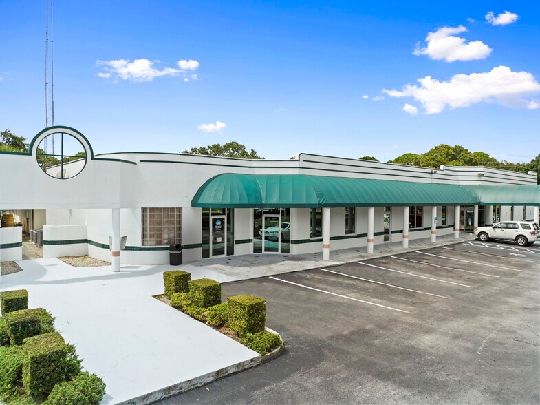 1801 S 23rd St, Fort Pierce, FL à vendre - Photo du bâtiment - Image 1 de 12