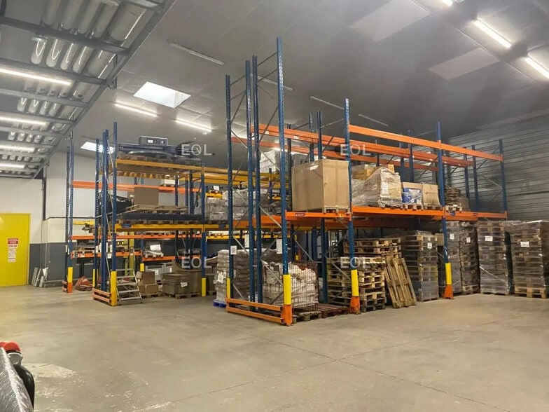 Industriel dans Meaux à vendre - Photo intérieure - Image 2 de 10