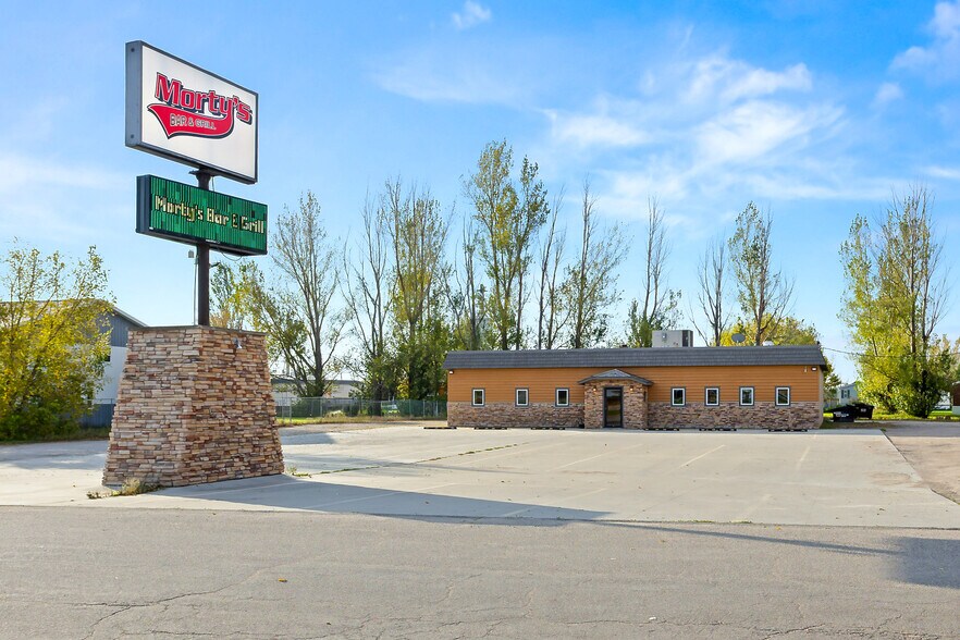 205 1st St SW, Glyndon, MN à vendre - Photo du bâtiment - Image 1 de 50
