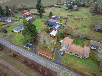 More details for 909 Curry Rd, Roseburg, OR - Specialty for Sale