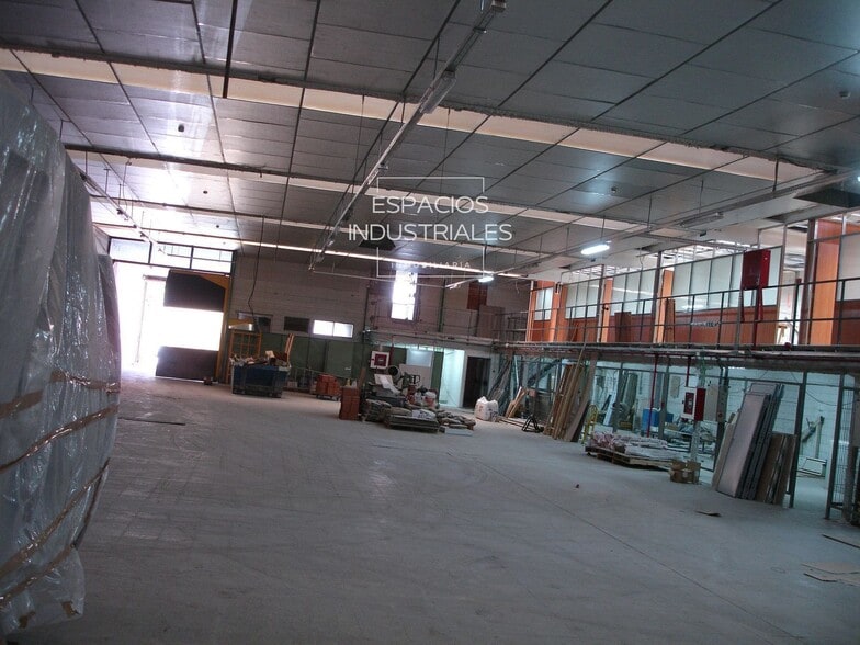 Industrial in Madrid, Madrid for sale - Building Photo - Image 2 of 32
