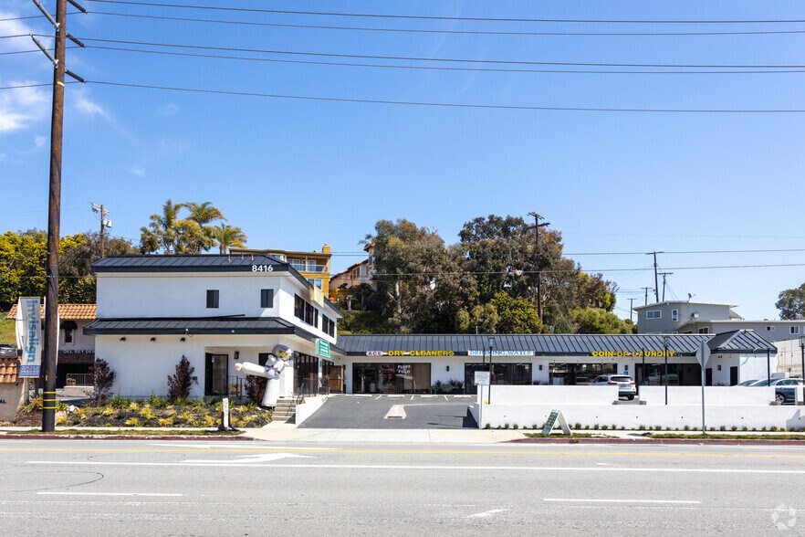 8416-8432 Pershing Dr, Playa del Rey, CA à louer - Photo principale - Image 1 de 28