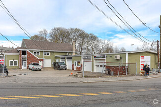 More details for 108 Elm St, Waltham, MA - Industrial for Sale