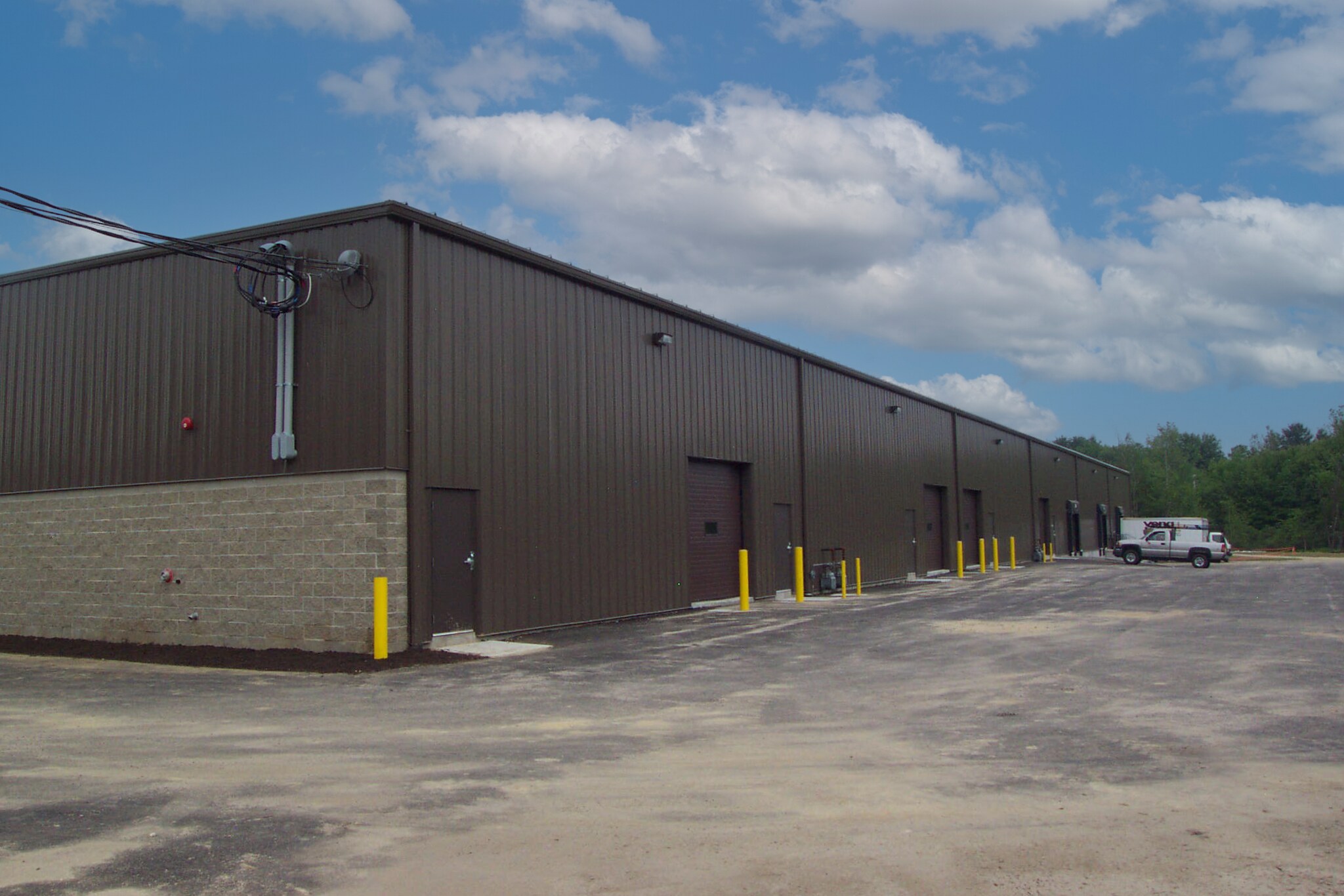 385 Rodman Rd, Auburn, ME for lease Building Photo- Image 1 of 6