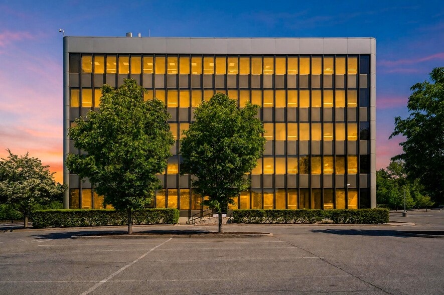 550 Mamaroneck Ave, Harrison, NY à louer - Photo du bâtiment - Image 3 de 25
