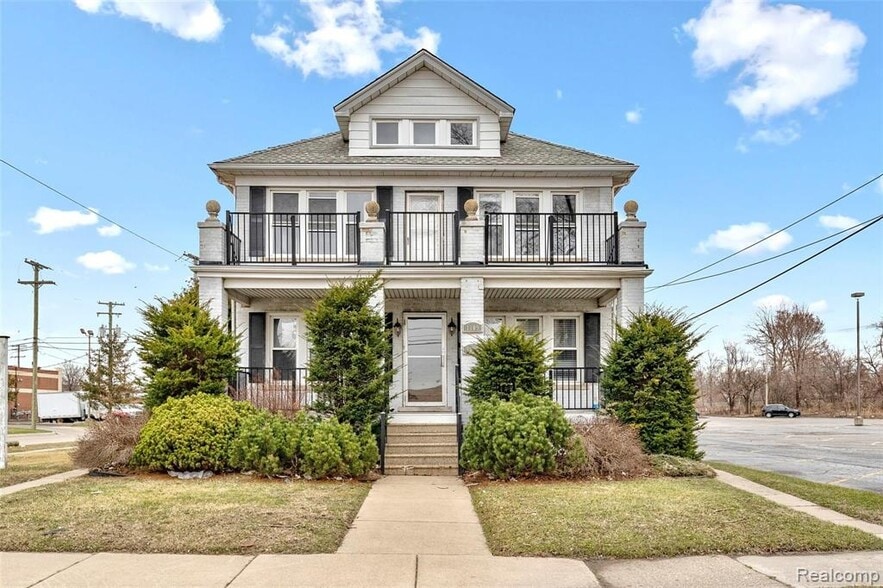 1103-1109 Washington St, Dearborn, MI for sale - Primary Photo - Image 1 of 1
