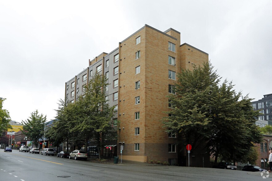 2521 1st Ave, Seattle, WA for lease - Primary Photo - Image 2 of 4