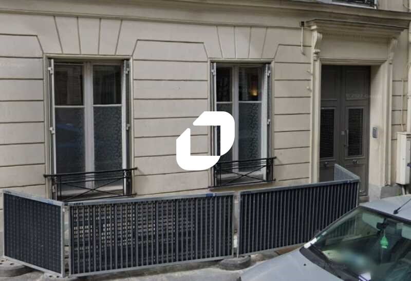 Retail in Paris for sale Building Photo- Image 1 of 23