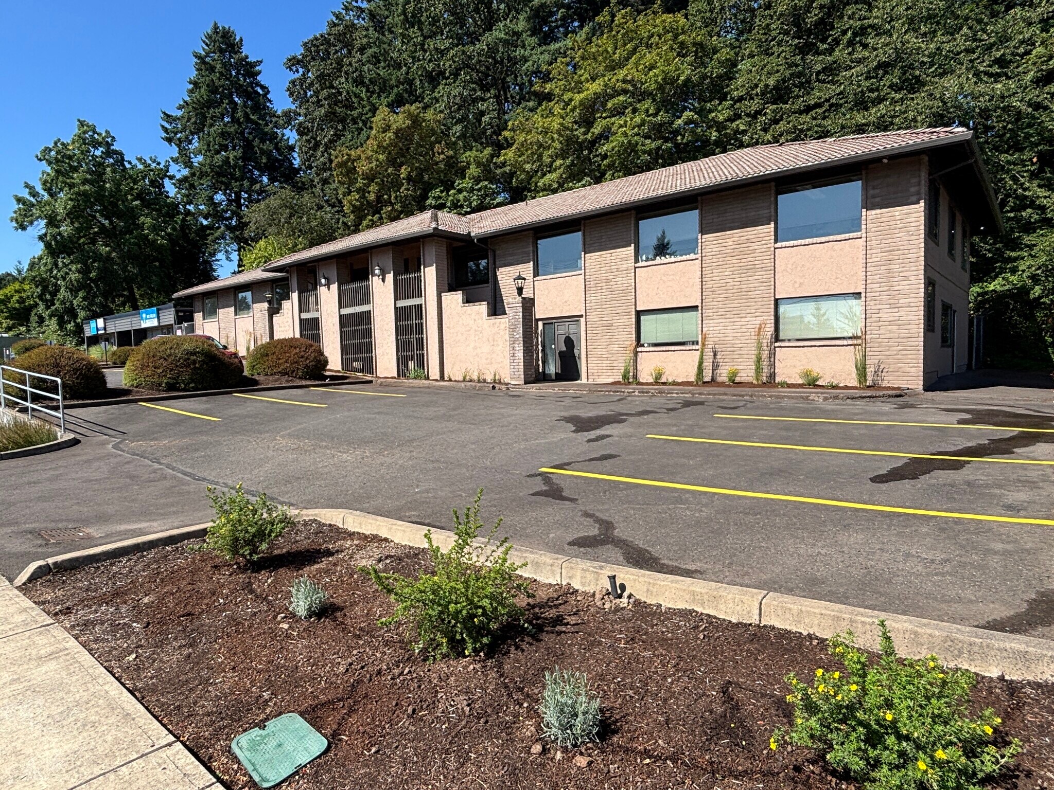 2735-2741 12th St SE, Salem, OR for sale Building Photo- Image 1 of 9