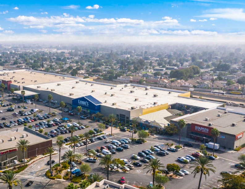 1301-2080 W Empire Ave, Burbank, CA for lease Primary Photo- Image 1 of 3