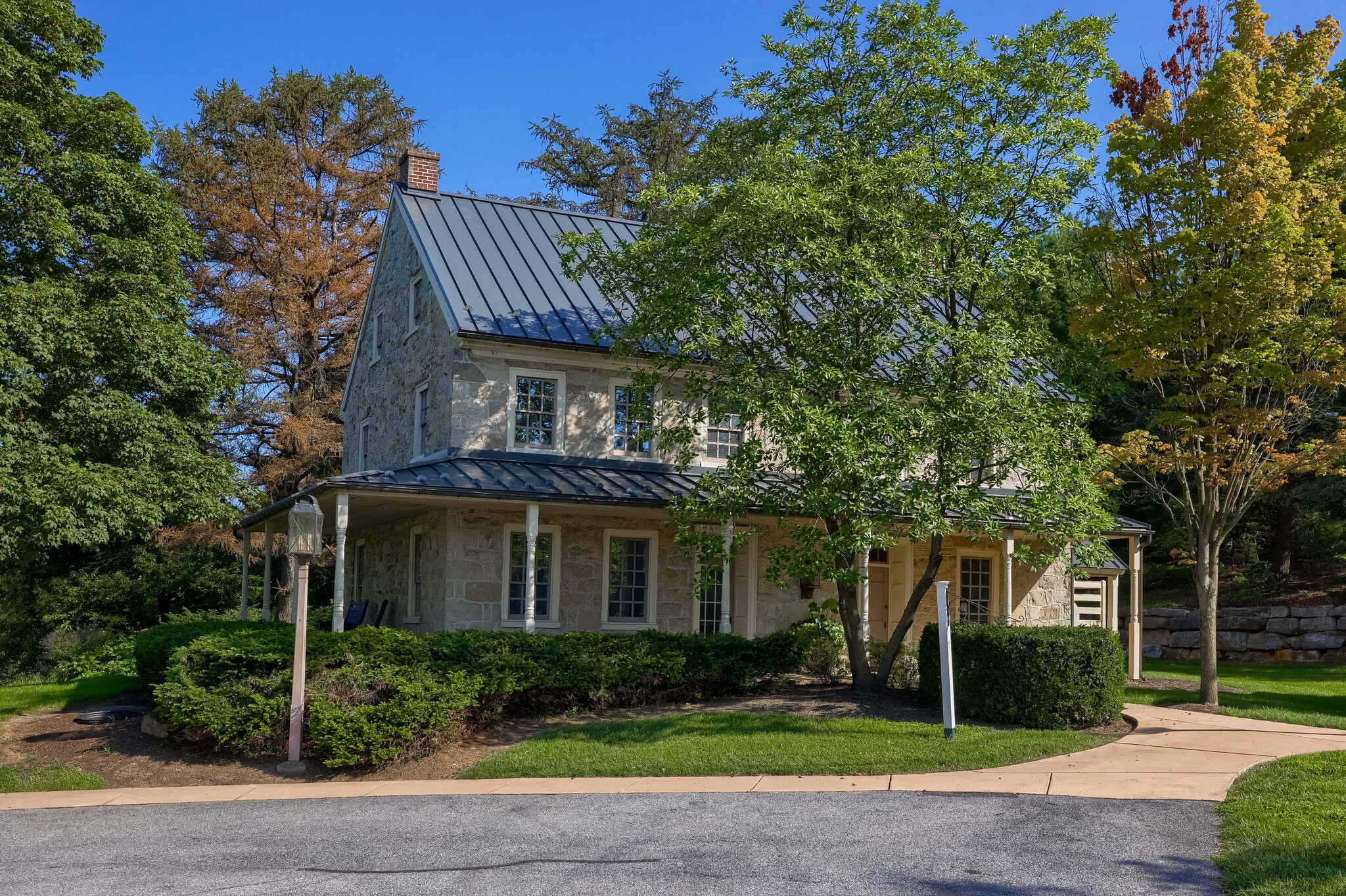 711 Hartman Station Rd, Lancaster, PA for lease Building Photo- Image 1 of 31