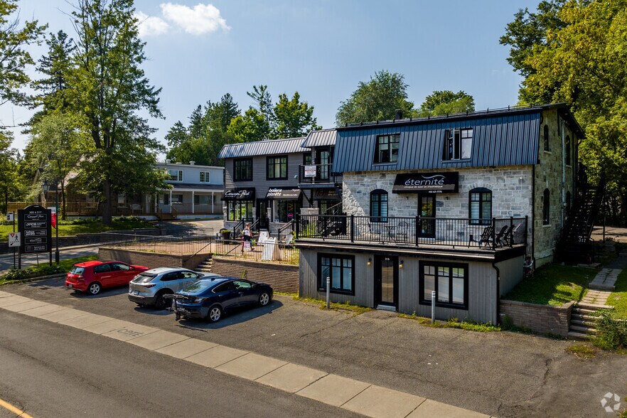 395 A-401 D Ch De La Grande-Côte, Rosemère, QC à vendre - Photo du bâtiment - Image 1 de 1