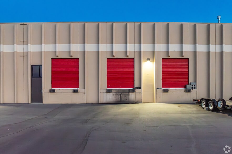 621 9th Ave, Midvale, UT for lease - Building Photo - Image 3 of 13