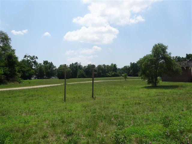 Fort Harrison Rd, Terre Haute, IN à vendre - Photo du bâtiment - Image 1 de 1