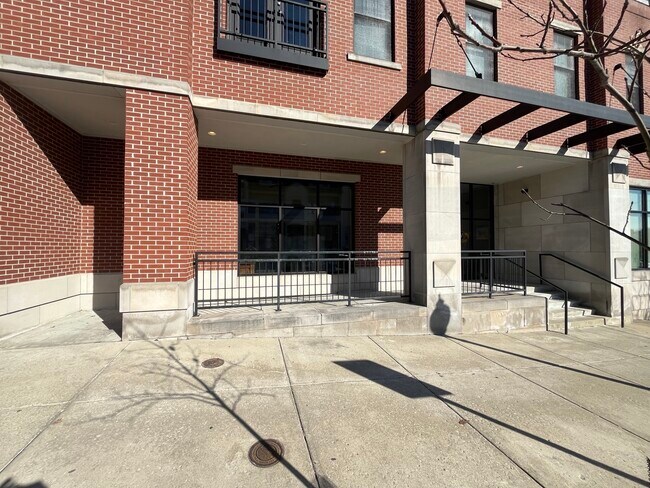 More details for 121 E 6th St, Bloomington, IN - Office for Lease