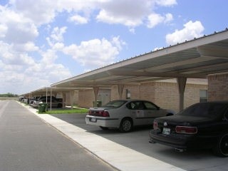 1004 Cedarwood Dr, Rio Grande City, TX à vendre - Photo du bâtiment - Image 2 de 7