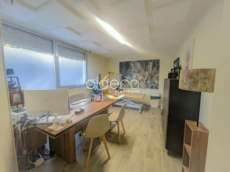 Office in Clermont-Ferrand for lease - Interior Photo - Image 2 of 7