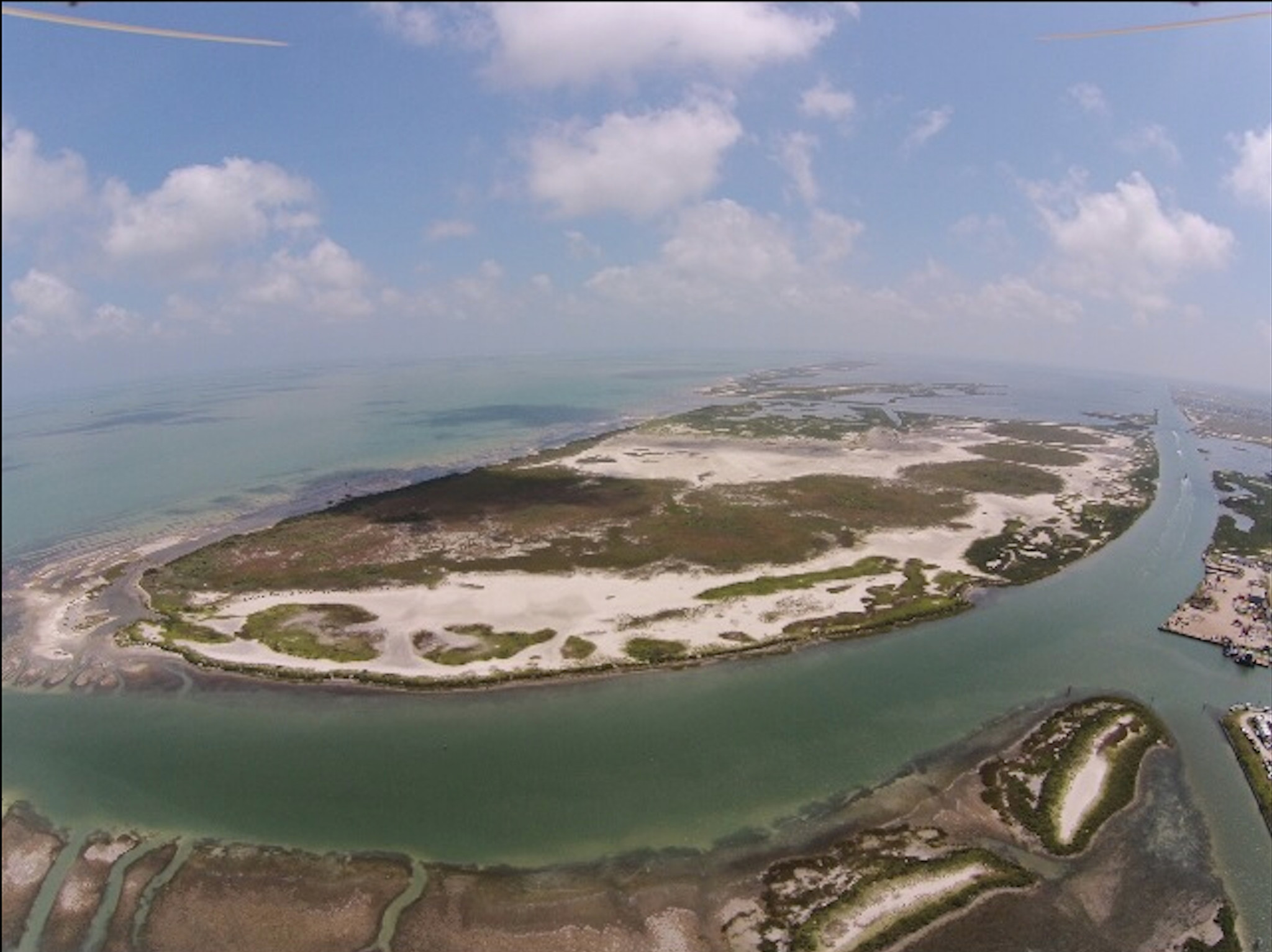 0 Traylor Island, Rockport, TX à vendre Photo du bâtiment- Image 1 de 1