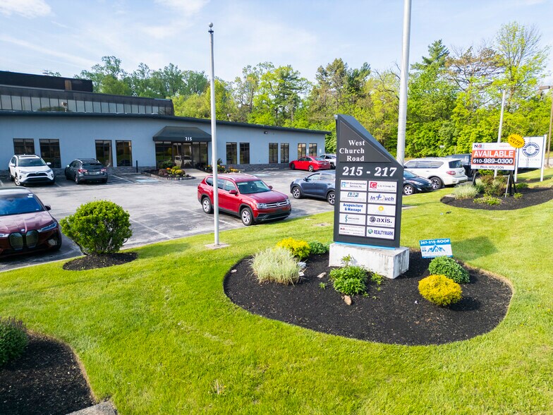 215 W Church Rd, King Of Prussia, PA à louer - Photo du bâtiment - Image 3 de 13