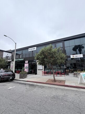 Plus de détails pour 3032 Wilshire Blvd, Santa Monica, CA - Commerce de détail à louer