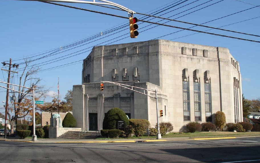 735-747 Broadway, Paterson, NJ for sale - Primary Photo - Image 1 of 9