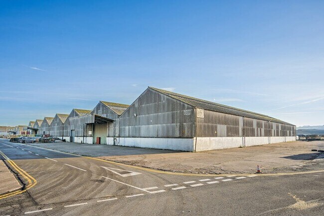 Plus de détails pour Station Rd, Long Marston - Industriel à louer
