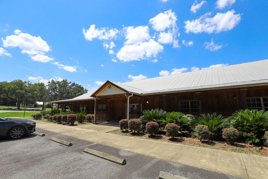 13723 NW US Highway 441, Alachua, FL à louer - Photo du bâtiment - Image 1 de 13