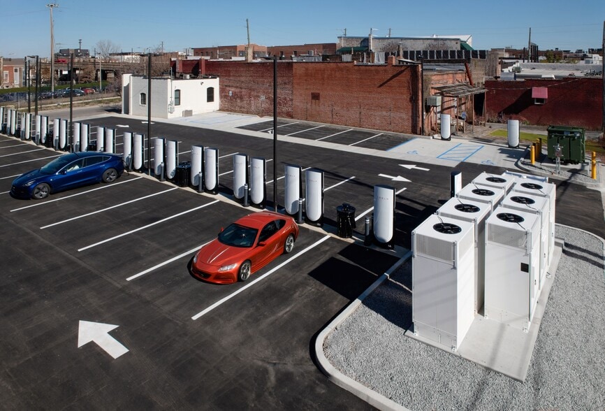 2115 1st Ave S, Birmingham, AL for sale - Building Photo - Image 2 of 7