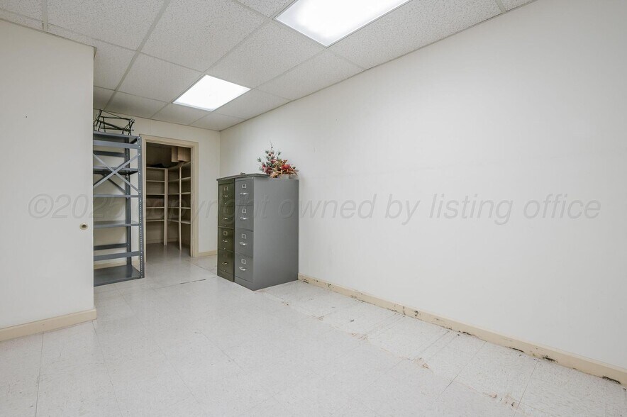 1505 N Banks St, Pampa, TX à vendre - Photo du bâtiment - Image 2 de 19