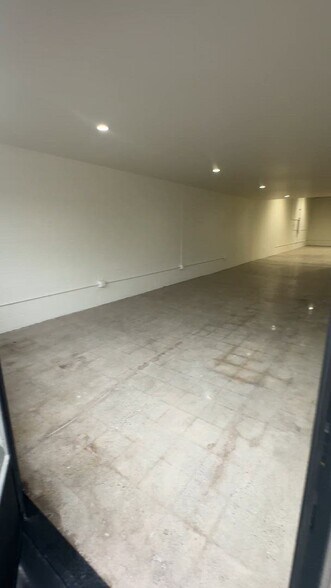 1726 N Ventura Ave, Ventura, CA à louer - Vidéo sur l’inscription commerciale - Image 2 de 7