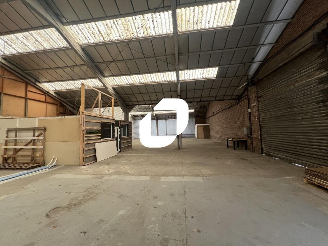 Flex in Lesquin for lease Interior Photo- Image 1 of 8