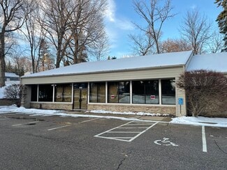 More details for 3542 Shoreline Dr, Wayzata, MN - Retail for Lease