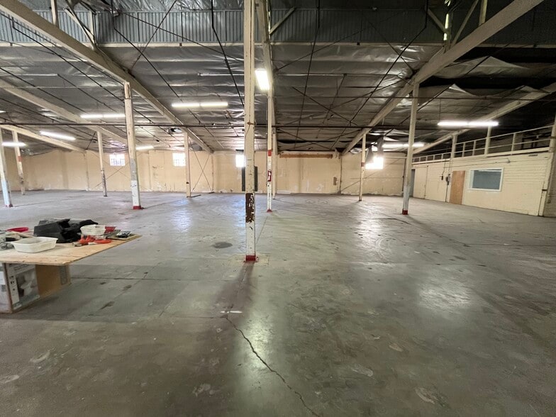 8832 Miner St, Los Angeles, CA for lease - Building Photo - Image 3 of 12