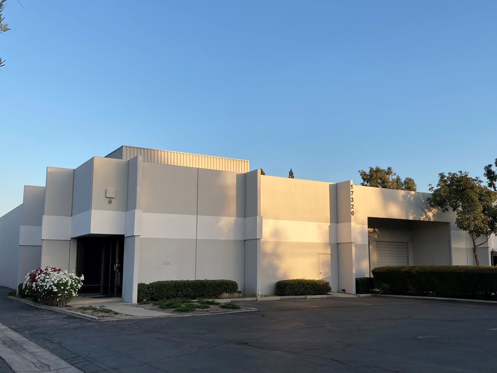 17320 Marquardt Ave, Cerritos, CA for lease Building Photo- Image 1 of 22