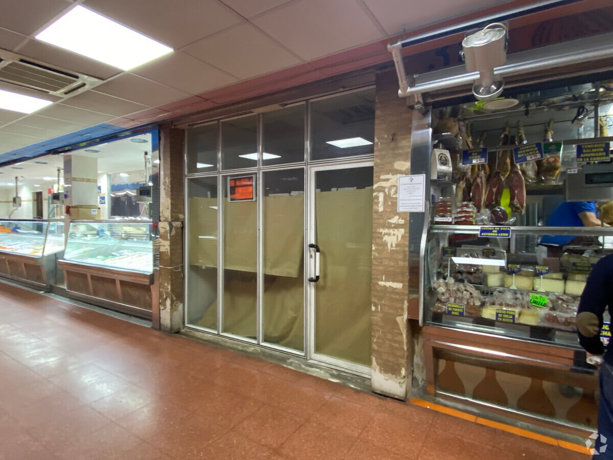 Calle Garcilaso, 41, Getafe, MAD 28904 - - - Interior Photo - Image 2 of 2