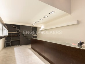 Commerce de détail dans Barcelone, Barcelona à louer Photo intérieure- Image 2 de 13