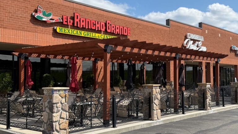 7700-7734 Hoke Rd, Englewood, OH for lease Building Photo- Image 1 of 4