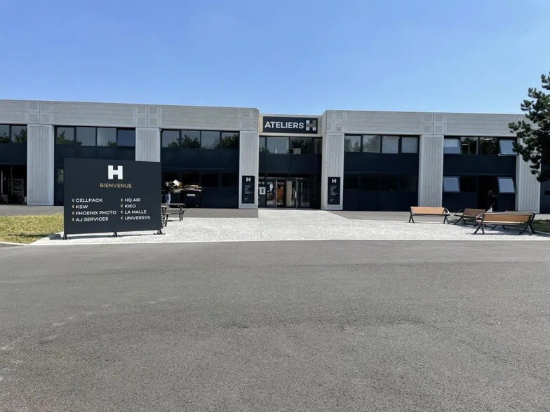 Flex in Herblay-sur-Seine for lease - Building Photo - Image 1 of 9