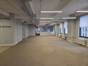 225 Broadway, New York, NY for lease Building Photo- Image 1 of 2