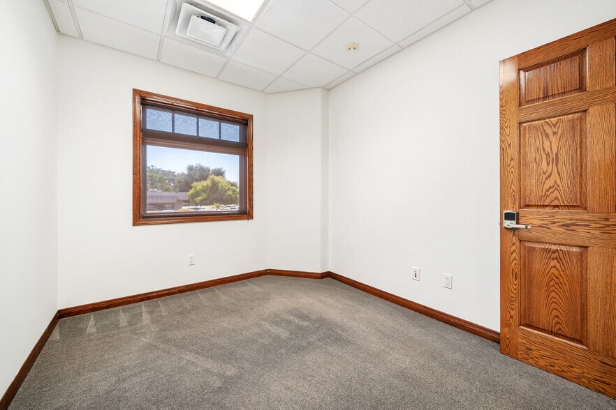1503 Park St, Paso Robles, CA à louer - Photo du bâtiment - Image 2 de 15