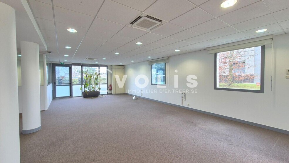 Bureau dans Magny Le Hongre à vendre - Photo intérieure - Image 2 de 14