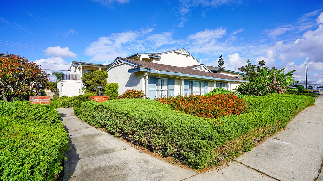 12561 Camus Ln, Garden Grove, CA à vendre Photo principale- Image 1 de 21