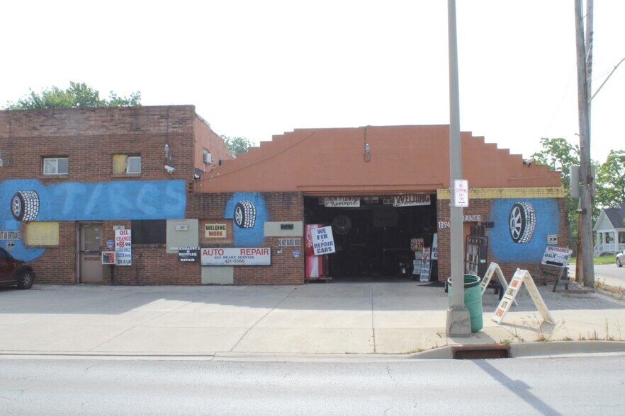 1394 Joyce Ave, Columbus, OH à vendre - Photo du bâtiment - Image 2 de 48