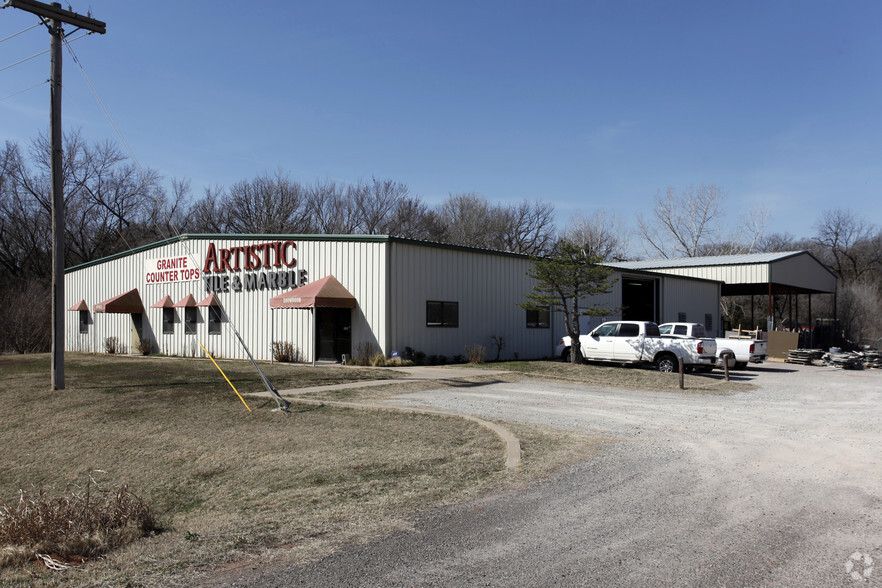 4203 S Division St, Guthrie, OK à louer - Photo principale - Image 1 de 2