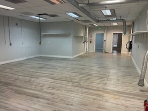 877-881 Federal Blvd, Denver, CO for lease Interior Photo- Image 1 of 9