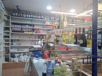 Plus de détails pour Commerce de détail à louer