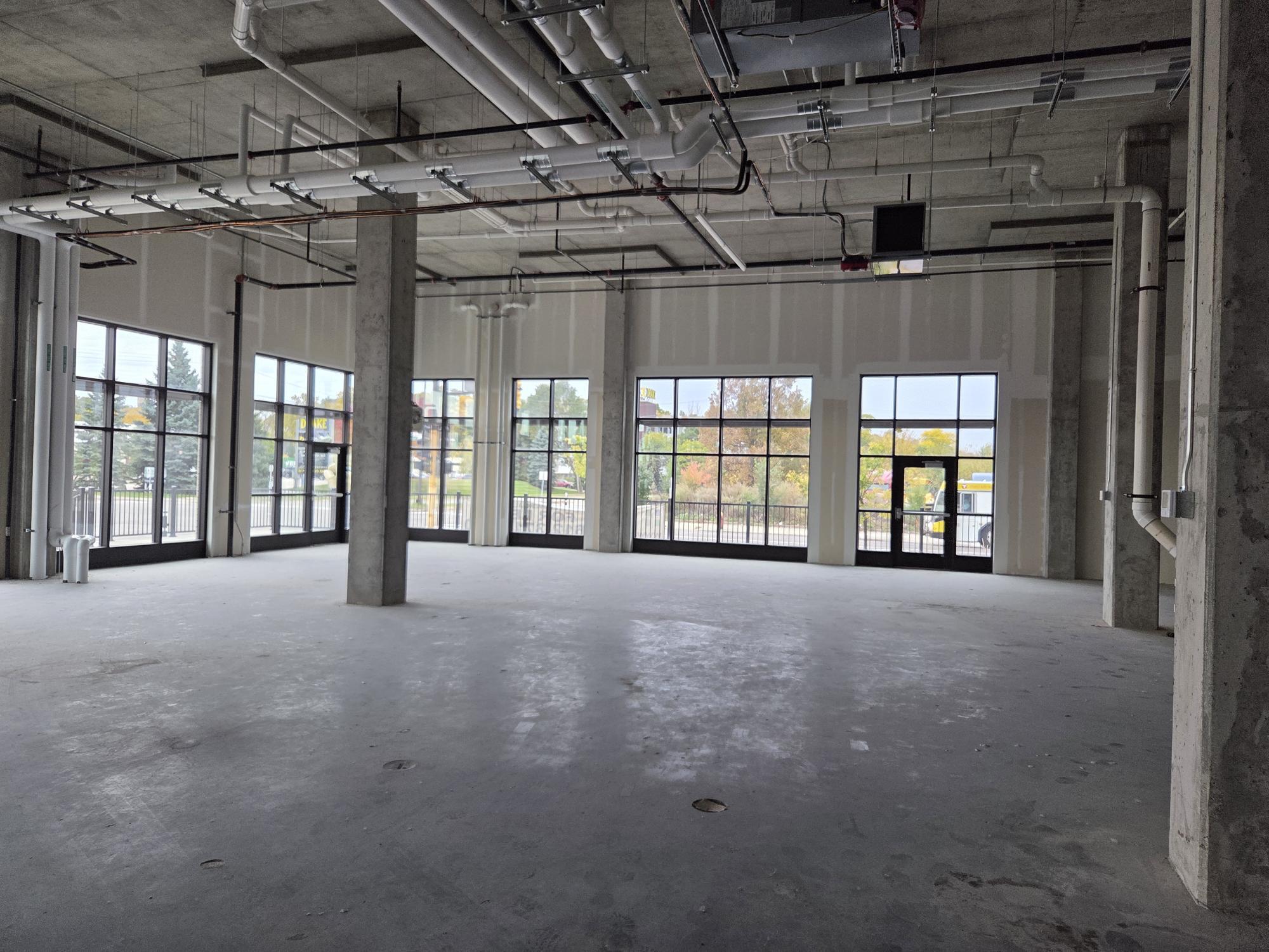 176 Robert St S, Saint Paul, MN for lease Interior Photo- Image 1 of 6